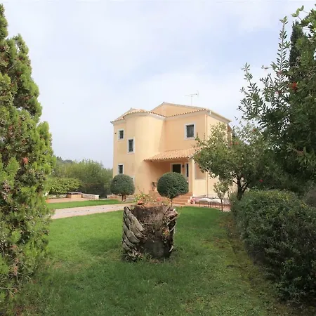 Holiday home Captain's Countryside For Up To 9 Visitors Kynopiastai