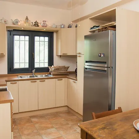Captain's Countryside For Up To 9 Visitors Kynopiastai
