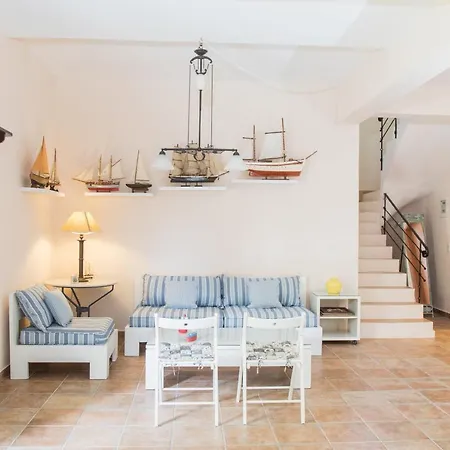 Captain's Countryside For Up To 9 Visitors Holiday home