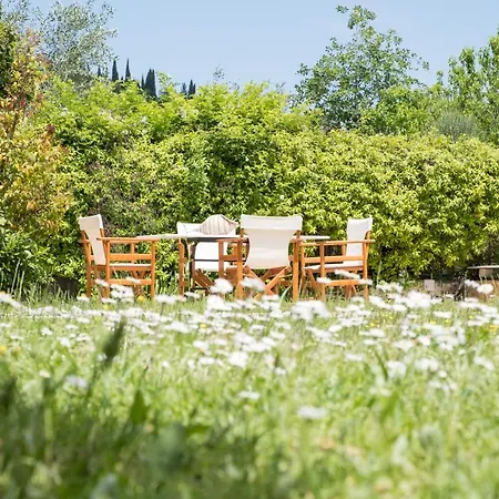 Captain's Countryside For Up To 9 Visitors *